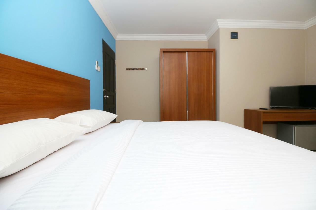 Safina Inn Syariah Sekupang Batam Εξωτερικό φωτογραφία