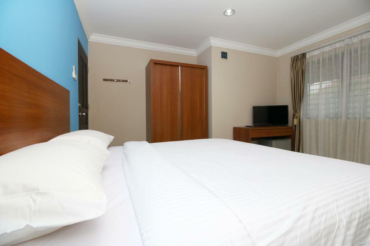 Safina Inn Syariah Sekupang Batam Εξωτερικό φωτογραφία