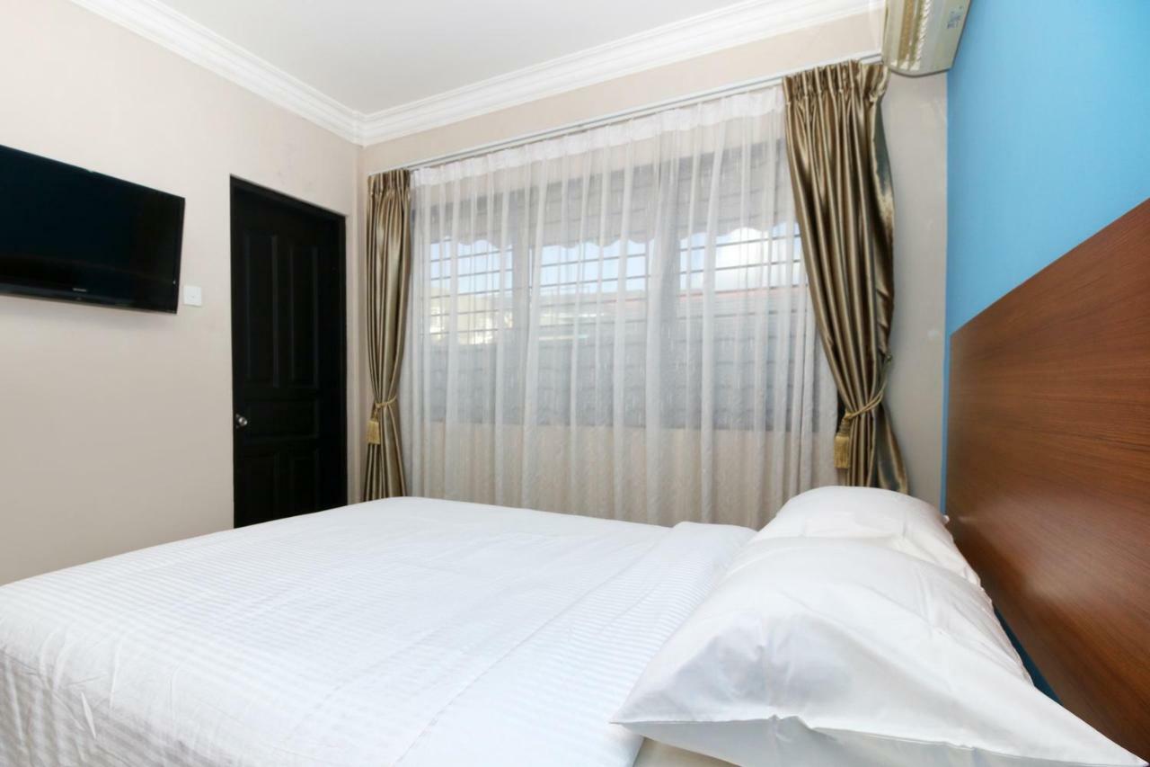 Safina Inn Syariah Sekupang Batam Εξωτερικό φωτογραφία